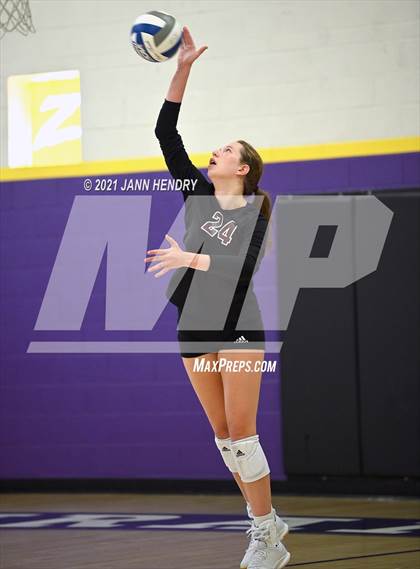 Thumbnail 2 in Timpview vs. Assumption (Durango Fall CLassic) photogallery.