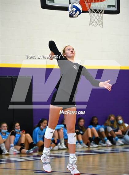 Thumbnail 1 in Timpview vs. Assumption (Durango Fall CLassic) photogallery.
