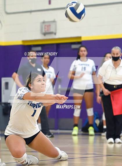 Thumbnail 2 in Timpview vs. Assumption (Durango Fall CLassic) photogallery.