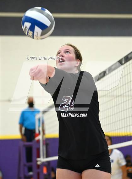Thumbnail 3 in Timpview vs. Assumption (Durango Fall CLassic) photogallery.
