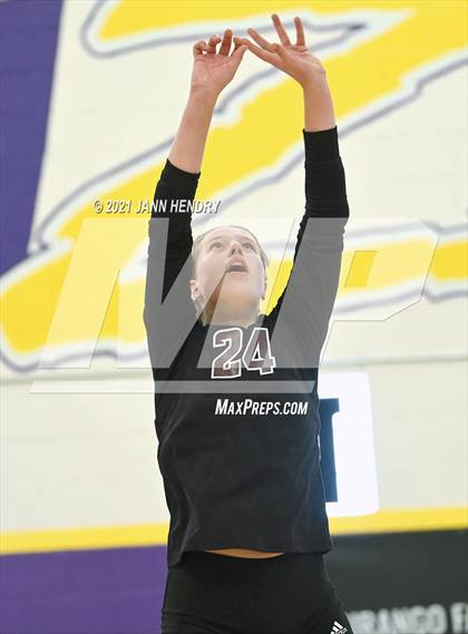Thumbnail 3 in Timpview vs. Assumption (Durango Fall CLassic) photogallery.