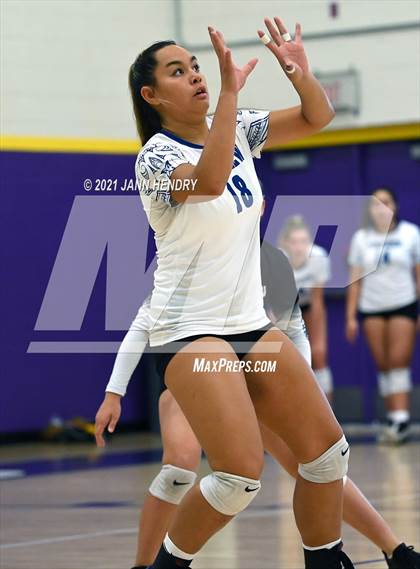 Thumbnail 3 in Timpview vs. Assumption (Durango Fall CLassic) photogallery.