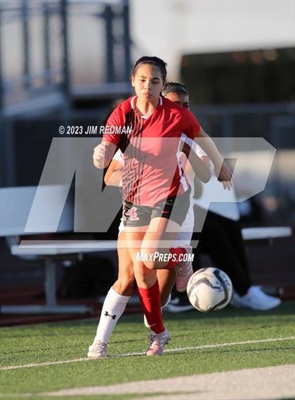 Thumbnail 2 in Caddo Mills vs. Greenville (Greenville Tournament) photogallery.