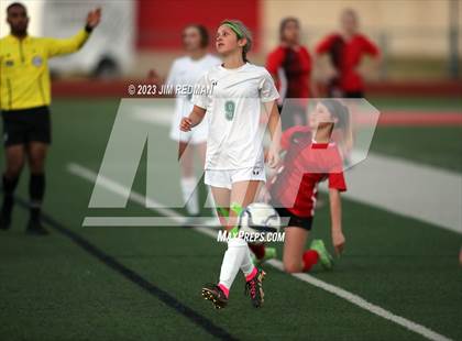 Thumbnail 1 in Caddo Mills vs. Greenville (Greenville Tournament) photogallery.