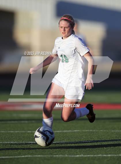 Thumbnail 1 in Caddo Mills vs. Greenville (Greenville Tournament) photogallery.