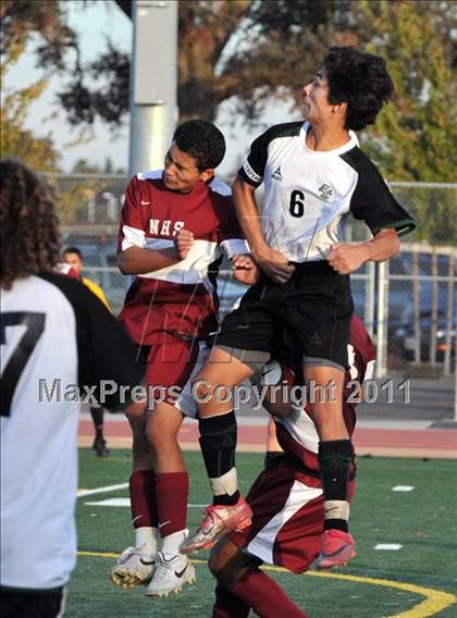 Thumbnail 2 in El Camino vs Natomas (CIF SJS D3 Final) photogallery.