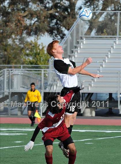 Thumbnail 3 in El Camino vs Natomas (CIF SJS D3 Final) photogallery.