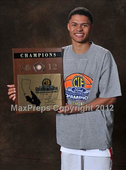 Thumbnail 1 in Mater Dei (CIF SS D1AA Final - Award Photos) photogallery.
