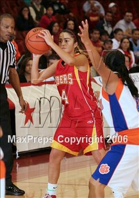 Thumbnail 2 in Roosevelt vs. L.A. University (LA City Invitational Division) photogallery.
