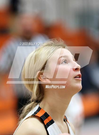 Thumbnail 2 in Grand Saline vs Pioneer Technology & Arts Academy photogallery.