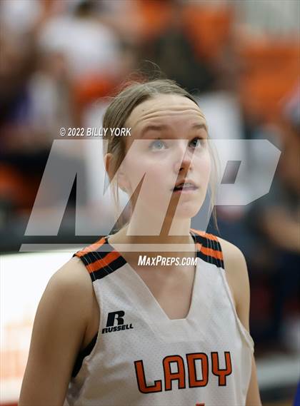 Thumbnail 3 in Grand Saline vs Pioneer Technology & Arts Academy photogallery.