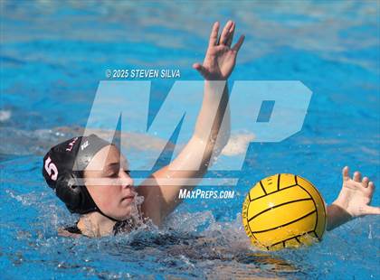 Thumbnail 2 in El Camino vs. La Jolla (San Diego Beaches Tournament) photogallery.