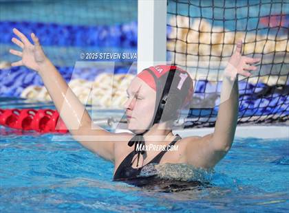 Thumbnail 2 in El Camino vs. La Jolla (San Diego Beaches Tournament) photogallery.