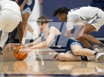 Thumbnail 1 in Bullard @ Justin-Siena (CIF State D3 Regional Semifinal) photogallery.