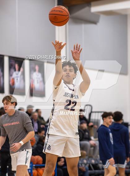 Thumbnail 1 in Bullard @ Justin-Siena (CIF State D3 Regional Semifinal) photogallery.