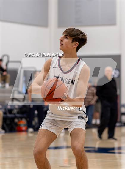 Thumbnail 1 in Bullard @ Justin-Siena (CIF State D3 Regional Semifinal) photogallery.