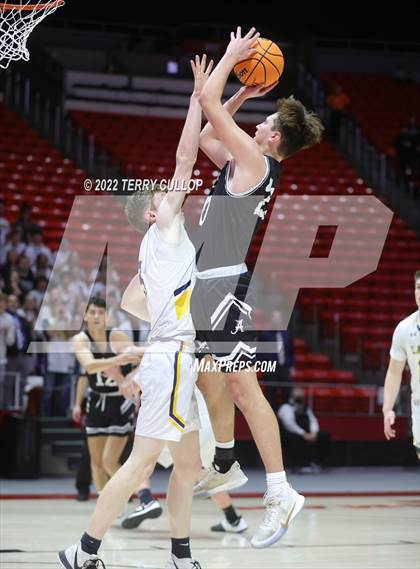 Thumbnail 1 in Alta vs. Bonneville (UHSAA 5A Quarterfinal) photogallery.