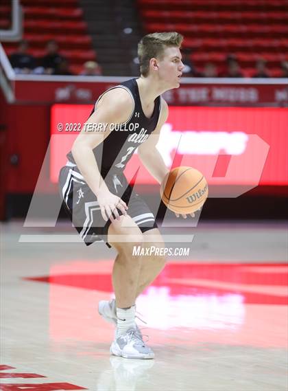 Thumbnail 2 in Alta vs. Bonneville (UHSAA 5A Quarterfinal) photogallery.