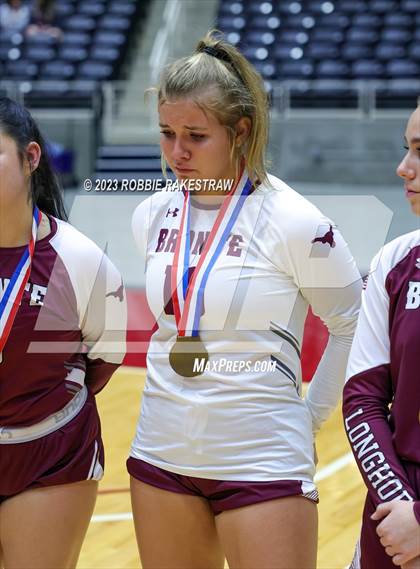 Thumbnail 2 in Harrold vs. Bronte (UIL 1A Volleyball Semifinal Medal Ceremony) photogallery.