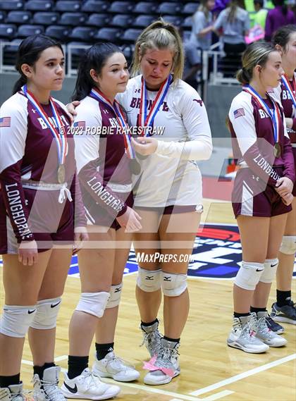 Thumbnail 1 in Harrold vs. Bronte (UIL 1A Volleyball Semifinal Medal Ceremony) photogallery.