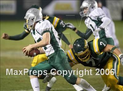 Thumbnail 3 in Canyon vs De La Salle (D1 State Final) photogallery.