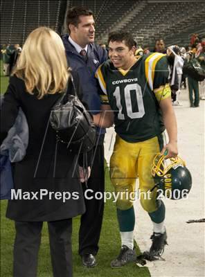 Thumbnail 2 in Canyon vs De La Salle (D1 State Final) photogallery.