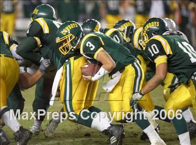 Thumbnail 3 in Canyon vs De La Salle (D1 State Final) photogallery.