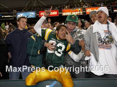 Thumbnail 1 in Canyon vs De La Salle (D1 State Final) photogallery.