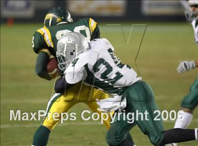 Thumbnail 2 in Canyon vs De La Salle (D1 State Final) photogallery.