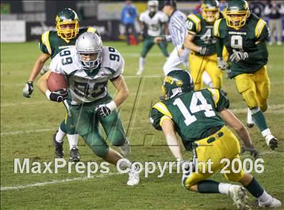 Thumbnail 1 in Canyon vs De La Salle (D1 State Final) photogallery.