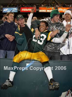 Thumbnail 2 in Canyon vs De La Salle (D1 State Final) photogallery.