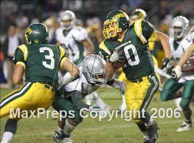 Thumbnail 1 in Canyon vs De La Salle (D1 State Final) photogallery.