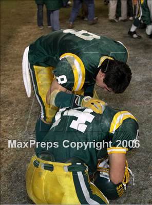 Thumbnail 2 in Canyon vs De La Salle (D1 State Final) photogallery.