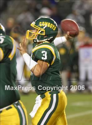 Thumbnail 3 in Canyon vs De La Salle (D1 State Final) photogallery.