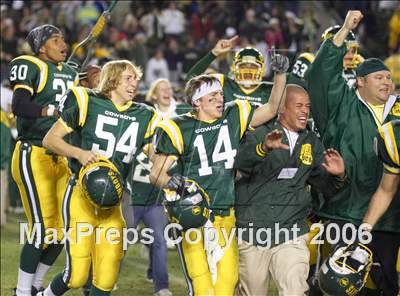 Thumbnail 2 in Canyon vs De La Salle (D1 State Final) photogallery.