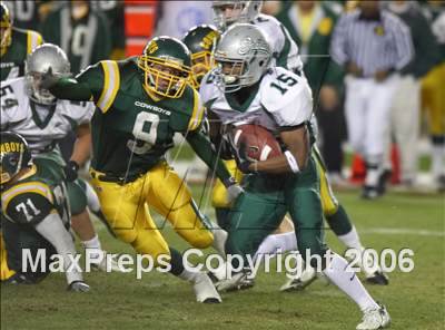 Thumbnail 2 in Canyon vs De La Salle (D1 State Final) photogallery.