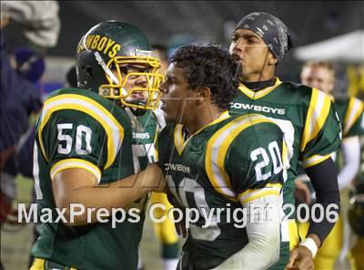 Thumbnail 3 in Canyon vs De La Salle (D1 State Final) photogallery.