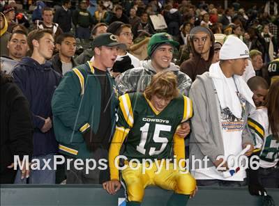 Thumbnail 2 in Canyon vs De La Salle (D1 State Final) photogallery.