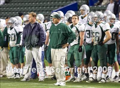 Thumbnail 3 in Canyon vs De La Salle (D1 State Final) photogallery.