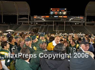Thumbnail 1 in Canyon vs De La Salle (D1 State Final) photogallery.