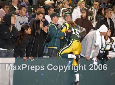 Thumbnail 2 in Canyon vs De La Salle (D1 State Final) photogallery.