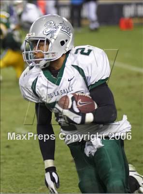 Thumbnail 2 in Canyon vs De La Salle (D1 State Final) photogallery.
