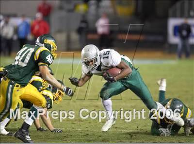 Thumbnail 1 in Canyon vs De La Salle (D1 State Final) photogallery.
