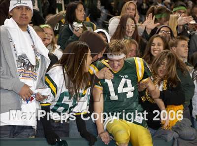 Thumbnail 3 in Canyon vs De La Salle (D1 State Final) photogallery.