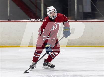 Thumbnail 1 in JV: Kent @ Taft photogallery.