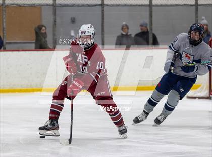 Thumbnail 2 in JV: Kent @ Taft photogallery.