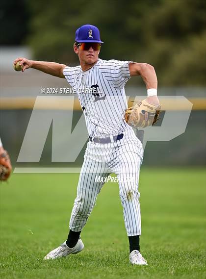 Thumbnail 2 in Lassen vs Arcata photogallery.
