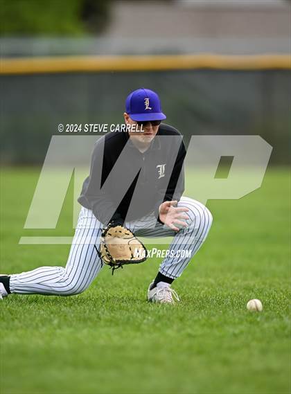 Thumbnail 2 in Lassen vs Arcata photogallery.