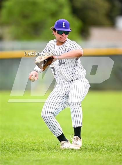 Thumbnail 2 in Lassen vs Arcata photogallery.