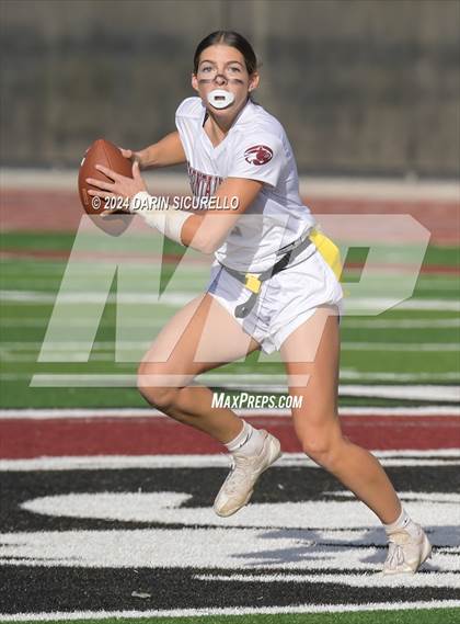 Thumbnail 3 in Mountain Ridge vs Hamilton (AIA 6A Division Quarterfinal)  photogallery.